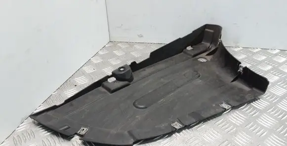 BMW 4 F32 F33 Front bumper skid plate/under tray 7260770