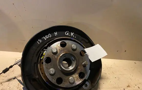 Lexus IS-F Rear wheel hub