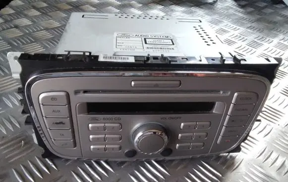 Ford Focus Radio/CD/DVD/GPS head unit 8M5T18C815AB