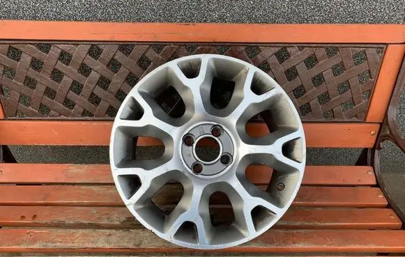 Fiat 500X R16 alloy rim 