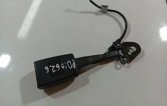 Audi A3 S3 8L Front seatbelt buckle 8E0857755D