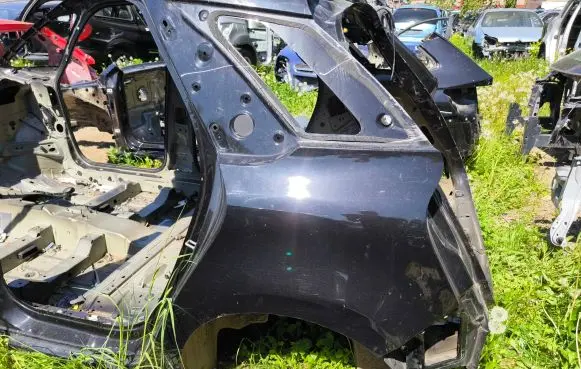 Citroen C4 II Picasso Rear quarter panel 