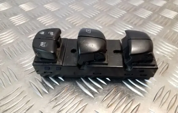 Nissan Juke I F15 Electric window control switch 254011KK0A