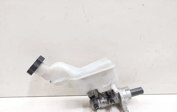 Hyundai i40 Master brake cylinder