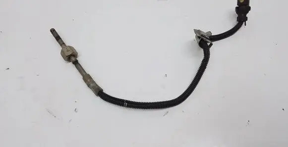 Mercedes-Benz GLC X253 C253 Exhaust gas temperature sensor A0009058904