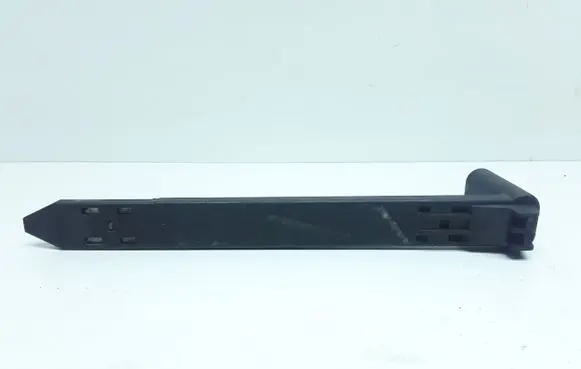 Volvo XC60 Headlight/headlamp mounting bracket 30763154 89075547
