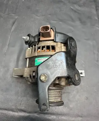 Toyota Hilux (AN120, AN130) Generator/alternator 2706030230 1042113620 37030