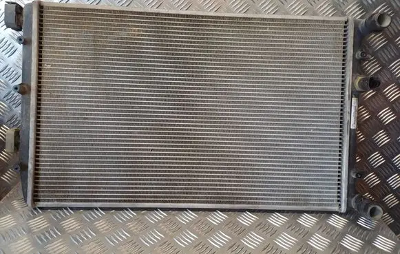Seat Ibiza III (6L) Coolant radiator 6Q0121253R