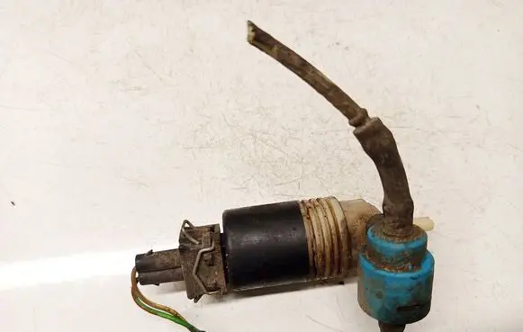 Volkswagen Sharan Windscreen/windshield washer pump 