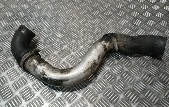 BMW 5 E39 Intercooler hose/pipe