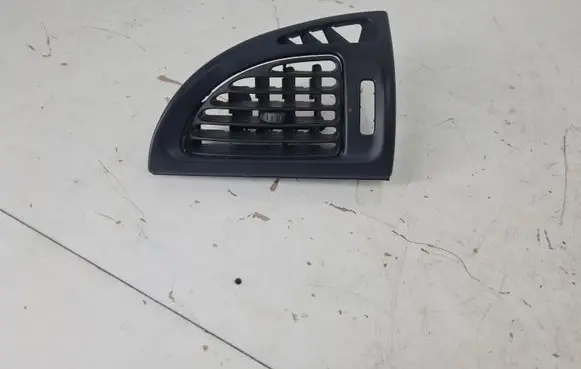 Citroen C5 Dashboard side air vent grill/cover trim 99024220