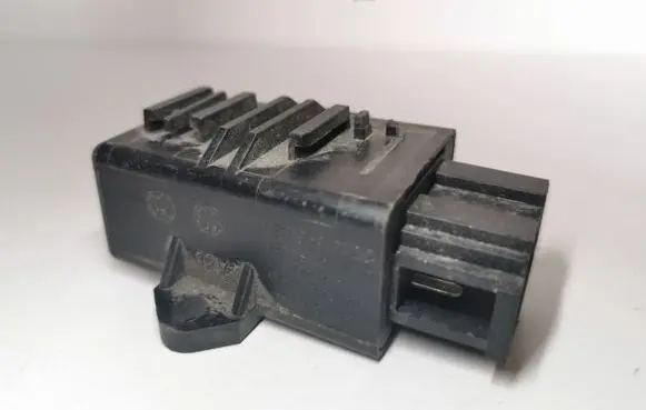 Skoda Superb B6 (3T) Seat heating relay 1Z0959772C
