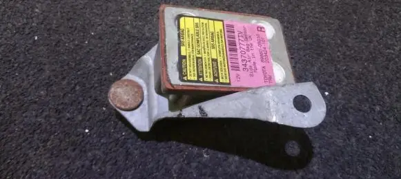 Toyota Avensis T220 Airbag control unit/module 8986005010 89860-05010