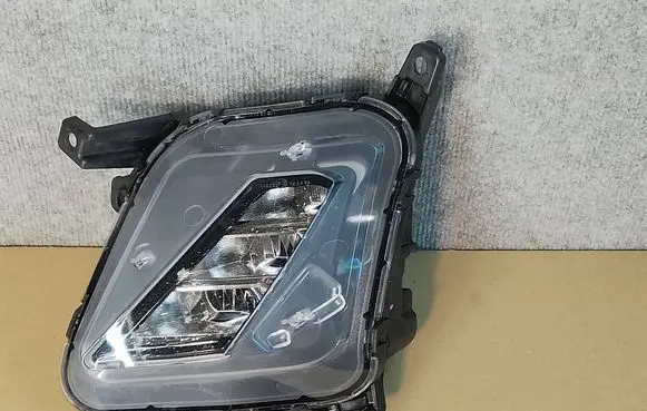 KIA Sportage Front fog light 92202r2100