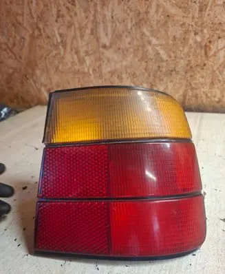 BMW 5 E34 Rear/tail lights 63215R6