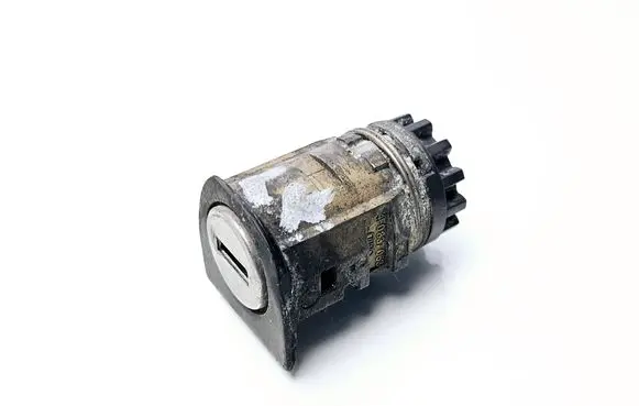 Audi A6 S6 C6 4F Front door lock (next to the handle) 4F0837063