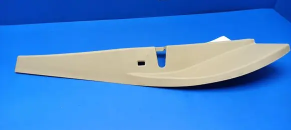 Rear door trim (molding)