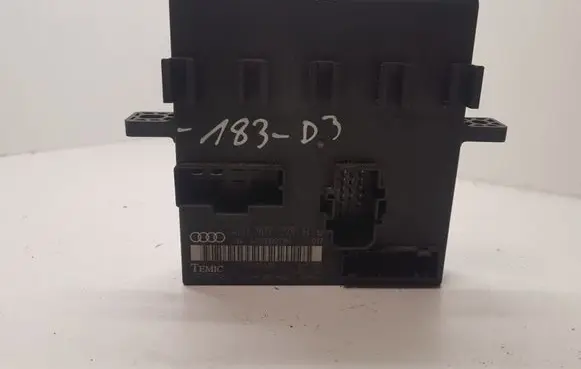 Audi A8 S8 D3 4E Comfort/convenience module 4E0907279H 4E0910279H