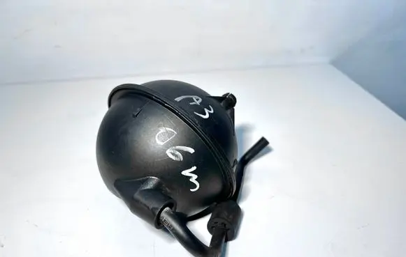 Audi A3 S3 A3 Sportback 8P Vacuum air tank 7M0129808 97VW9J442AA KYSBZ02AAA