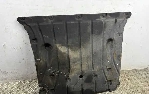 Ford Mustang Mach-E Front underbody cover/under tray LJ9B6B629AB