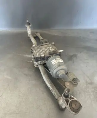 Audi A3 S3 8L Front wiper linkage and motor 0390241719 8P1955119A