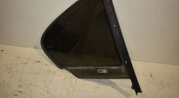 BMW 5 F10 F11 Rear vent window glass 