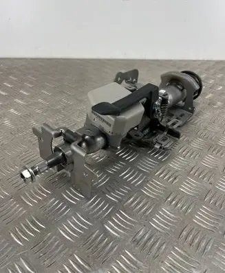 Nissan Navara D23 Steering wheel axle U9803D84521