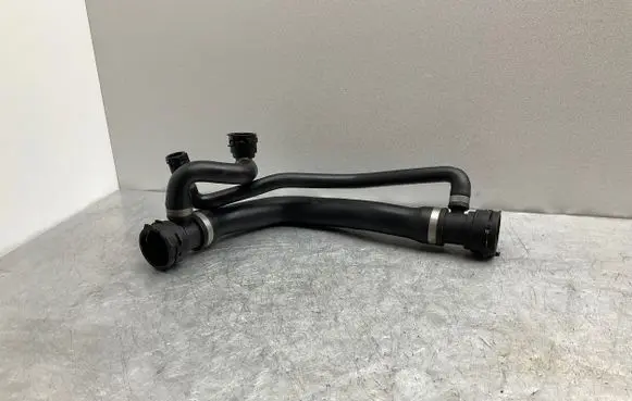 BMW 5 E60 E61 Engine coolant pipe/hose 7534918 7508036