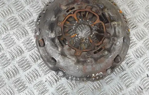 Nissan X-Trail T30 Pressure plate 1425E22VE