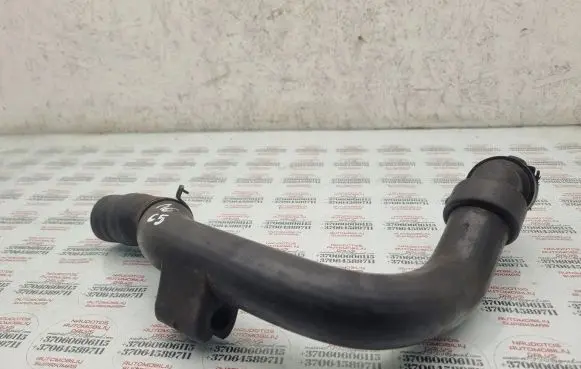 Audi A6 S6 C5 4B Engine coolant pipe/hose 8D0121101AD