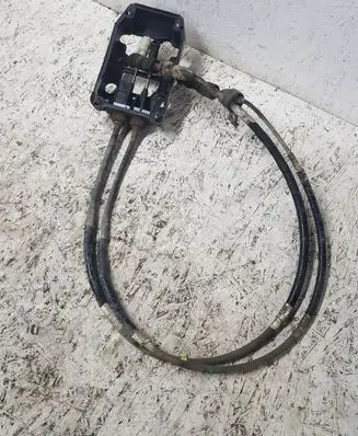 Subaru Legacy Gear shift cable linkage