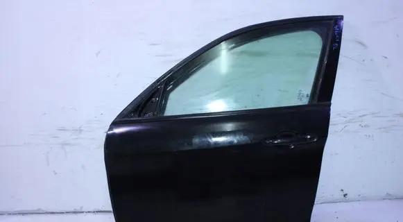Alfa Romeo Stelvio Front door