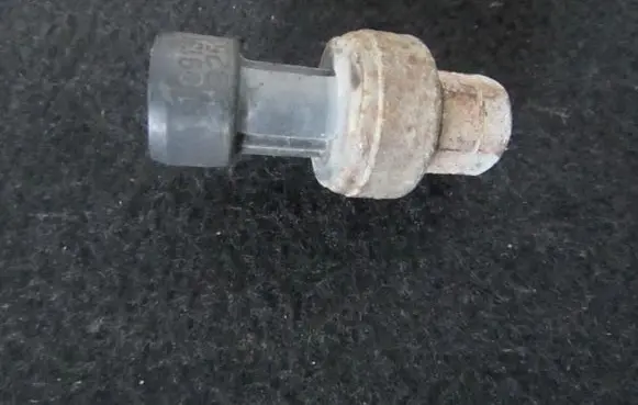 Opel Meriva A Air conditioning (A/C) pressure sensor 09131721 925343