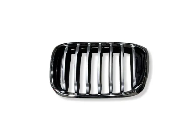 BMW X3 G01 Front bumper upper radiator grill 7478669