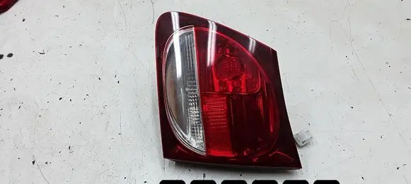 Lexus GS 300 350 430 450H Tailgate rear/tail lights