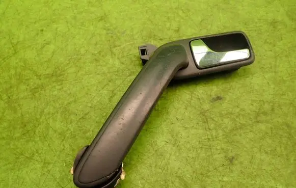 Volkswagen Lupo Front door interior handle 9E0837113A
