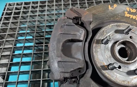Toyota Avensis T250 Front brake caliper IMPRK1514437