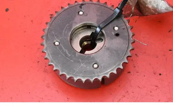 Toyota Auris E180 Crankshaft pulley 130500T070