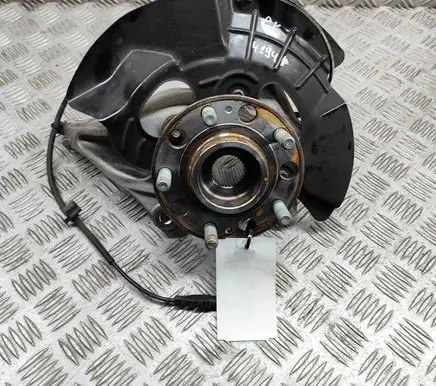 Front wheel hub