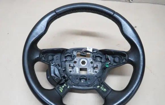 Ford Kuga II Steering wheel 