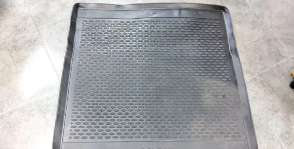 Volkswagen Golf VII Rubber trunk/boot mat liner 
