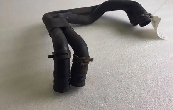 Porsche Cayenne (92A) Engine coolant pipe/hose 7L0122073AC KA4114643