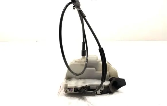 Renault Twingo II Front door lock 384978