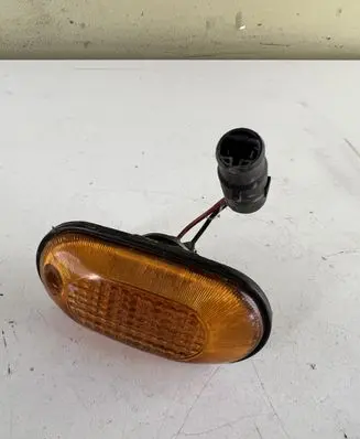 Hyundai Galloper Front fender indicator light 6R01356