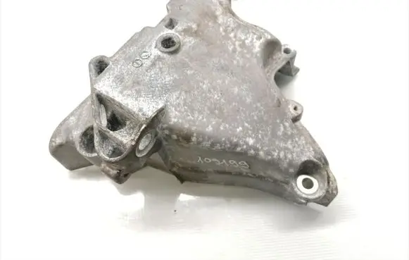 Skoda Octavia Mk3 (5E) Engine mounting bracket 05E199275
