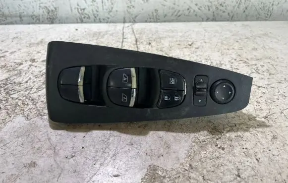 Nissan Maxima A35 Electric window control switch 254014RA0A