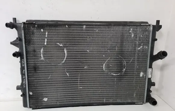 Volkswagen Beetle A5 Coolant radiator 1K0121251CL M144771