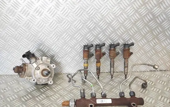 Fuel injector