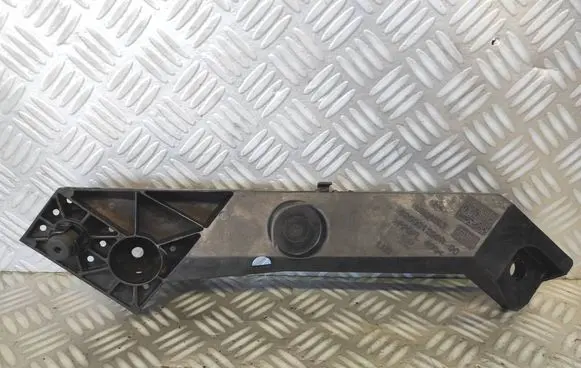 Renault Trafic III (X82) Radiator support slam panel bracket 625001299R
