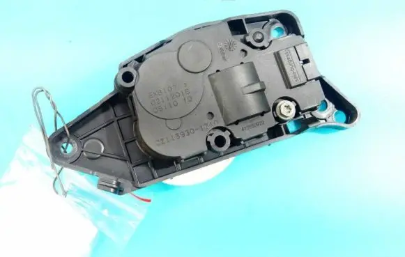 Infiniti QX30 A/C air flow flap actuator/motor 02112016 IMPRK1079413